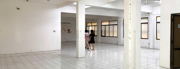 An Hải Bắc, Sơn Trà cho thuê sàn văn phòng giá thuê siêu tốt 22 triệu/tháng với diện tích 230m2 nội thất tươi mới Không nội thất-02