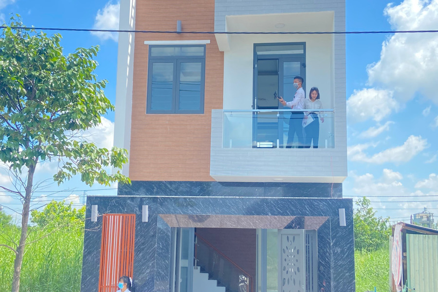 Bán nhà lầu vị trí siêu đẹp tại Lê Văn Lương, Nhà Bè, 100% sổ hồng riêng-01