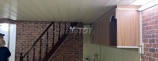 Diện tích chung quy 64m2, cho thuê nhà ở ở Trần Tấn, Tân Sơn Nhì, căn nhà gồm có 3 phòng ngủ, 2 WC sổ hồng chính chủ-03