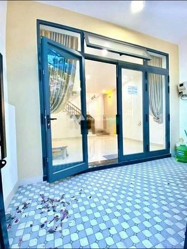 Nhà có tổng cộng 2 PN bán nhà bán ngay với giá ngạc nhiên chỉ 1.56 tỷ diện tích 45m2 vị trí đẹp Đặng Văn Ngữ, Hồ Chí Minh-01