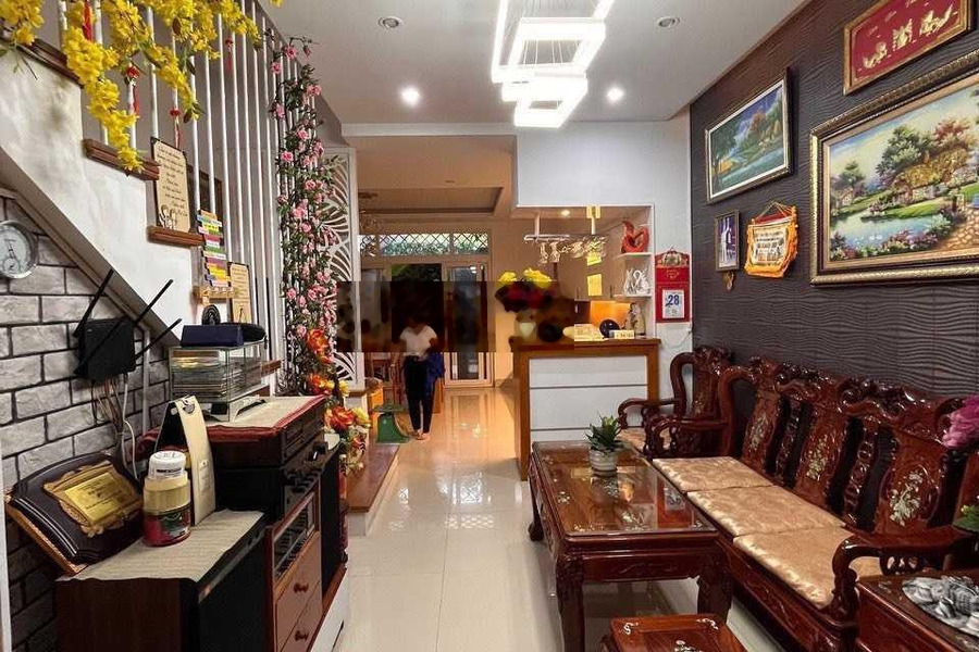 (Sổ hồng hoàn công) nhà 3 tầng DT đất 90m2 đường B3 thuộc KDT VCN Phước Hải bán 9 tỷ -01