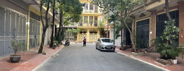 Nhà có 4 PN cho thuê nhà ở có diện tích chung 50m2 thuê ngay với giá chỉ 15 triệu/tháng vị trí đặt nằm ngay Nguyễn Cảnh Dị, Hà Nội, hướng Tây-03