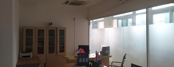 Thuê ngay với giá quy định chỉ 4 triệu/tháng cho thuê sàn văn phòng mặt tiền nằm ngay ở Trần Đăng Ninh, Hà Nội dt thực 25 m2-02
