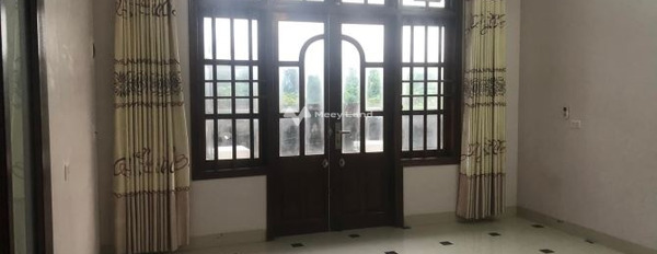 Diện tích tầm trung 61m2, bán biệt thự tọa lạc ngay ở Thống Nhất, Nam Định, tổng quan căn này 3 PN, lộ đi 3 m nội thất hiện đại-03