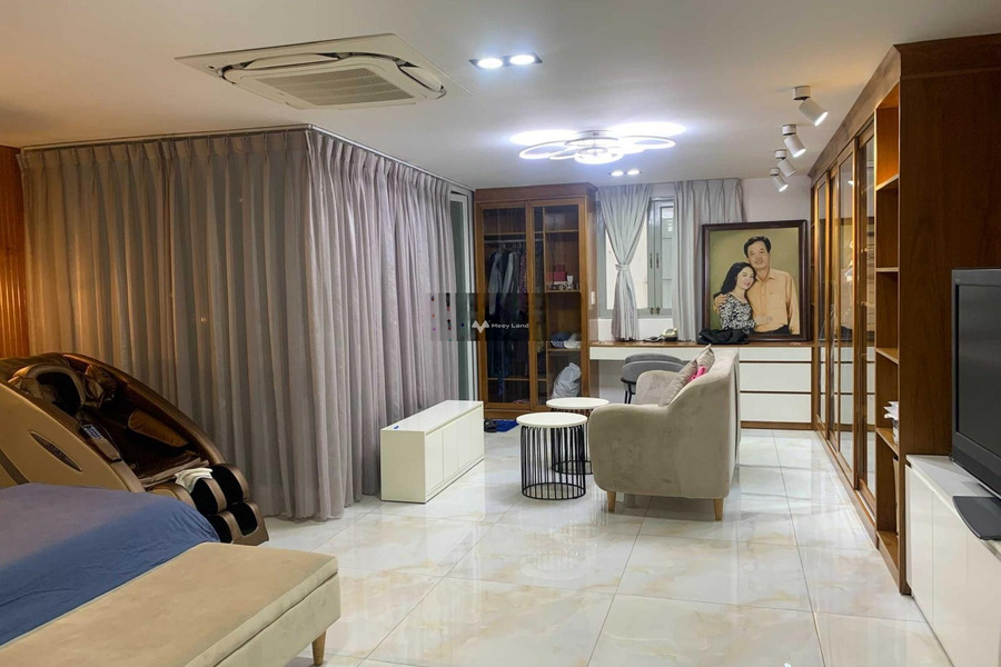 Tổng quan căn này có 7 phòng ngủ, bán nhà ở diện tích gồm 88m2 giá bán chỉ từ chỉ 12.3 tỷ vị trí đẹp nằm tại Đồng Xoài, Hồ Chí Minh-01