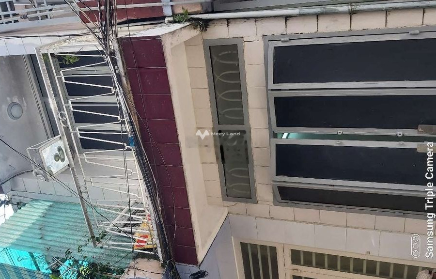 Nhà gồm 2 PN, cho thuê nhà, giá thuê bất ngờ chỉ 5 triệu/tháng diện tích rộng là 25m2 vị trí đặt ở tại Lê Quang Định, Hồ Chí Minh-01