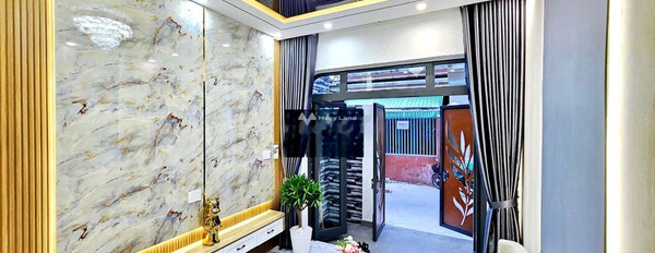 Bán nhà diện tích chuẩn 42m2 vị trí mặt tiền ngay ở Thanh Khê, Đà Nẵng bán ngay với giá phải chăng từ 3.1 tỷ trong nhà gồm có 3 phòng ngủ, 2 WC-02