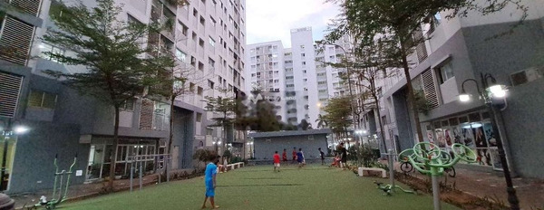 Tại Hồ Chí Minh, Bình Hưng bán chung cư bán ngay với giá khởi đầu chỉ 2.6 tỷ, tổng quan ở trong căn hộ có 1 phòng ngủ, 1 WC khu vực đông đúc-02