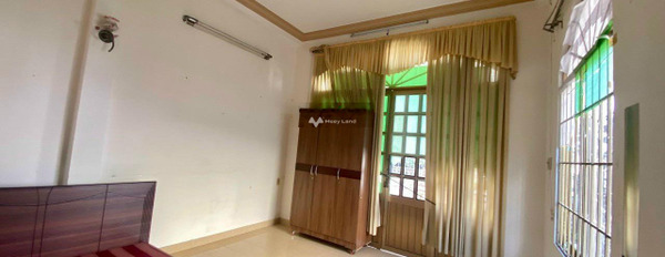 Nhà gồm 3 phòng ngủ, cho thuê nhà, thuê ngay với giá đàm phán chỉ 8 triệu/tháng diện tích tổng 60m2 vị trí đặt tại trung tâm Vĩnh Hải, Nha Trang-03