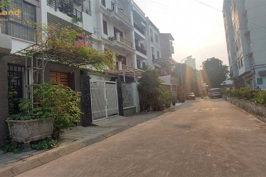 Bán nhà liền kề phố Phú Thượng quận Tây Hồ, 120m2, mặt tiền 6,5m, nhỉnh 20 tỷ-01