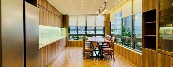 Giá chỉ 54 tỷ bán nhà có diện tích gồm 91.5m2 vị trí cực kì thuận lợi ngay tại Nguyễn Tri Phương, Quận 10 vị trí siêu đẹp-03