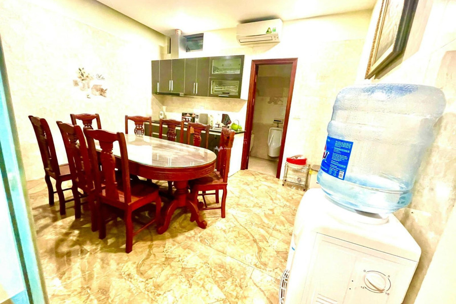 Nhà bao gồm 7 phòng ngủ, bán nhà ở diện tích rộng 60m2 bán ngay với giá cực tốt chỉ 21 tỷ vị trí đặt tọa lạc ngay Nguyễn Thị Định, Cầu Giấy-01