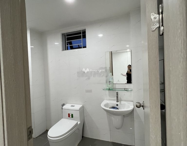 Ngôi căn hộ gồm có 1 phòng ngủ, bán chung cư vị trí mặt tiền Thuận Giao, Thuận An, tổng quan trong căn hộ 1 phòng ngủ, 1 WC giấy tờ nhanh chóng-01