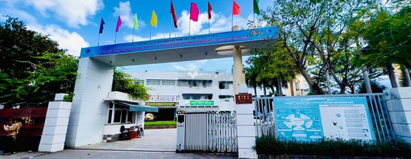 Vị trí đặt tọa lạc gần Khuê Trung, Đà Nẵng bán nhà giá bán đề cử chỉ 7.3 tỷ căn này có 3 phòng ngủ 2 WC-02