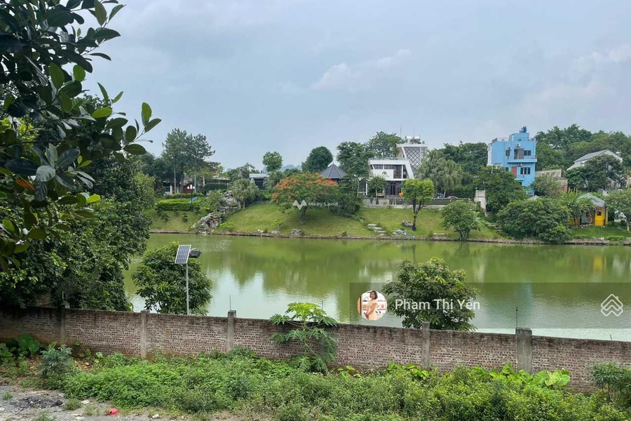 Đất bám hồ Đồng Chanh nhỏ sẵn nhà kiên cố mới xây dựng giá thiện chí bán 635m/250m TC BDS Lương Sơn -01