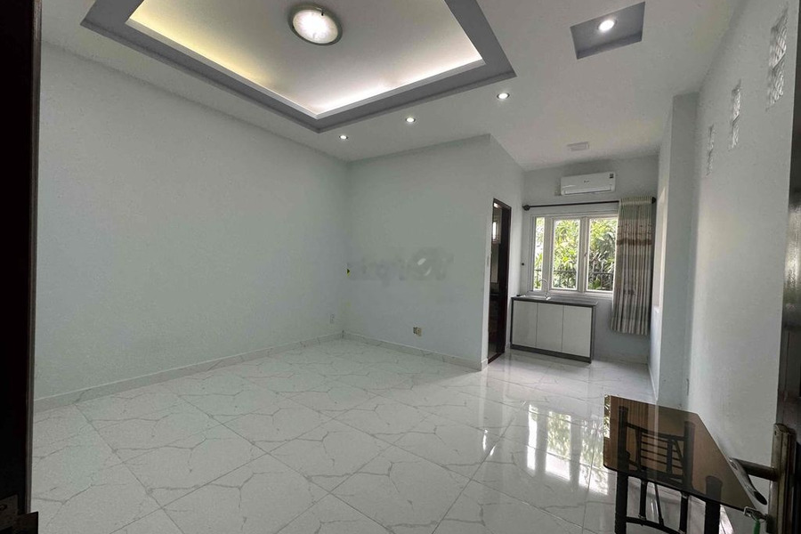 Thuê phòng studio 25m2 có cửa sổ trời, mới 100% - nội thất linh hoạt -01