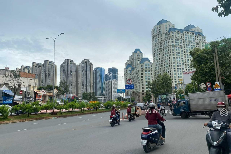 Giá bán khởi đầu chỉ 58 tỷ, Bán đất diện tích thực là 230m2 mặt tiền nằm tại Nguyễn Hữu Cảnh, Bình Thạnh vị trí tốt-01