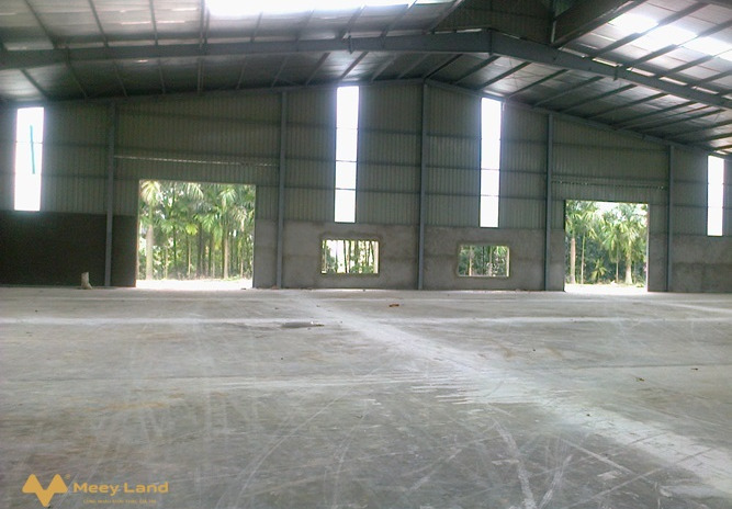 Cho thuê kho xưởng mới, sạch, đẹp trong khu công nghiệp Quang Minh, diện tích 2.600m2 có chia nhỏ