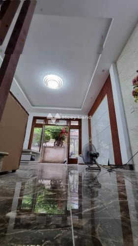 Diện tích 48m2, bán biệt thự vị trí đặt ngay Hoàng Mai, Hà Nội, ngôi nhà này gồm có 4 phòng ngủ, với lộ mặt tiền 4 mét liên hệ chính chủ.-01