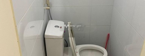 Hiện nay tôi đang cho thuê mặt bằng diện tích rộng là 10m2 mt tiện lợi 2.3 mét tại Phương Liệt, Thanh Xuân giá thuê chốt nhanh 4 triệu/tháng, khác-03