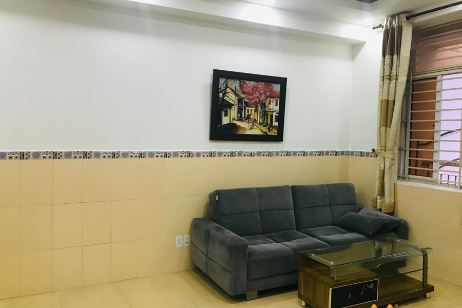 Cho thuê căn hộ chung cư Phú Thọ, Quận 11, 62m2, 2 phòng ngủ, nội thất, nhà đẹp-01