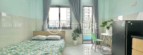 Cho thuê chung cư nằm ngay bên trong Cô Giang, Phường 2, tổng quan căn hộ này bao gồm 1 phòng ngủ, 1 WC khu vực dân cư-02