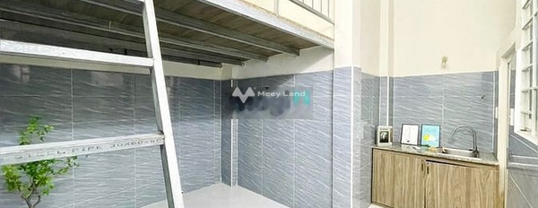 Phòng có gác sẵn máy lạnh ở Liền Giảm Mạnh vườn lài tân phú -03