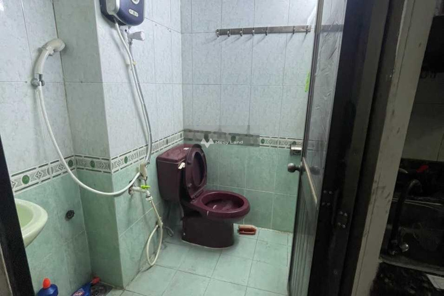 Cho thuê phòng trọ vị trí ngay tại Hòa Hảo, Hồ Chí Minh, tổng quan ở trong nhà gồm 2 phòng ngủ, 2 WC tiện ích bao phê-01