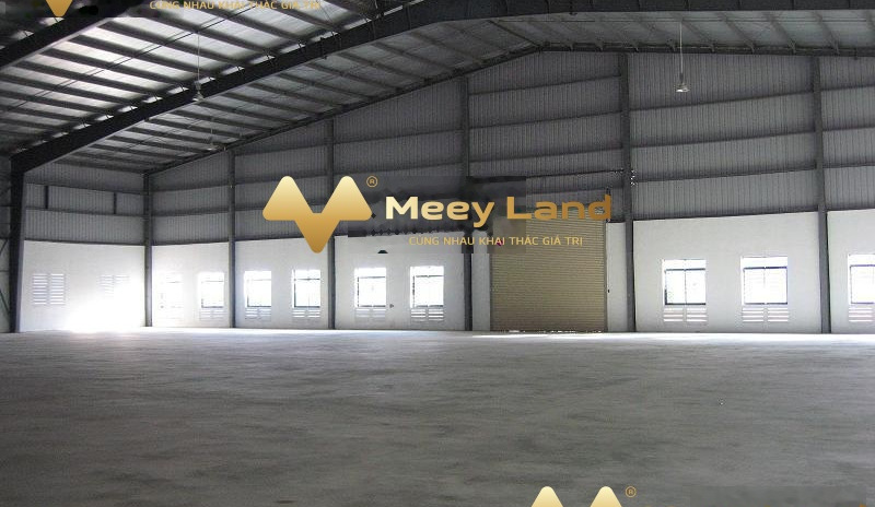 Không ở nữa nên cho thuê kho bãi dt chính là 400 m2 ngay Phường Văn Quán, Hà Nội giá thuê cực sốc 32 triệu/tháng hãy nhấc máy gọi ngay