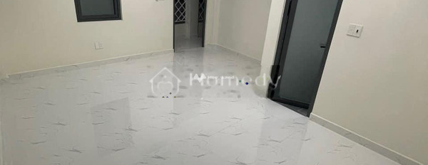 Bán nhà có diện tích chính 60m2 vị trí mặt tiền nằm ở Đặng Nguyên Cẩn, Hồ Chí Minh bán ngay với giá chỉ 3.35 tỷ-02