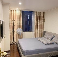 Chung cư 2 PN, cho thuê căn hộ nằm ở Bồ Đề, Long Biên, trong căn hộ có 2 phòng ngủ, 2 WC có chỗ để xe-03