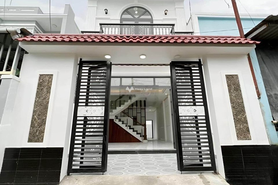 Diện tích 95m2 bán nhà ở nằm ngay An Phú, Bình Chánh nhà nhìn chung gồm có 3 phòng ngủ 3 WC ở lâu dài-01