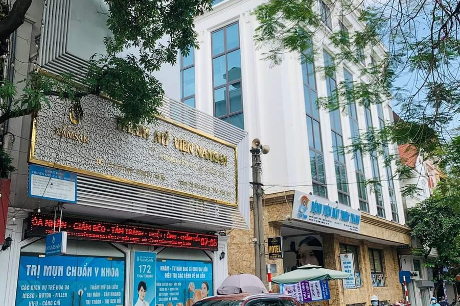 Bán đất tặng nhà, mặt phố Nguyễn Văn Tuyết, quận Đống Đa, 110m2 x 3 tầng, mặt tiền 8,5m, giá 41 tỷ-01