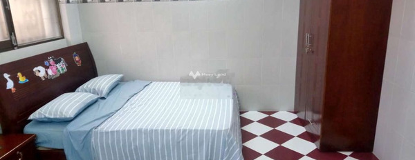 Tổng quan căn này bao gồm 1 phòng ngủ, cho thuê căn hộ vị trí mặt tiền nằm ngay Phường 13, Hồ Chí Minh, 1 WC thuận tiện di chuyển-03