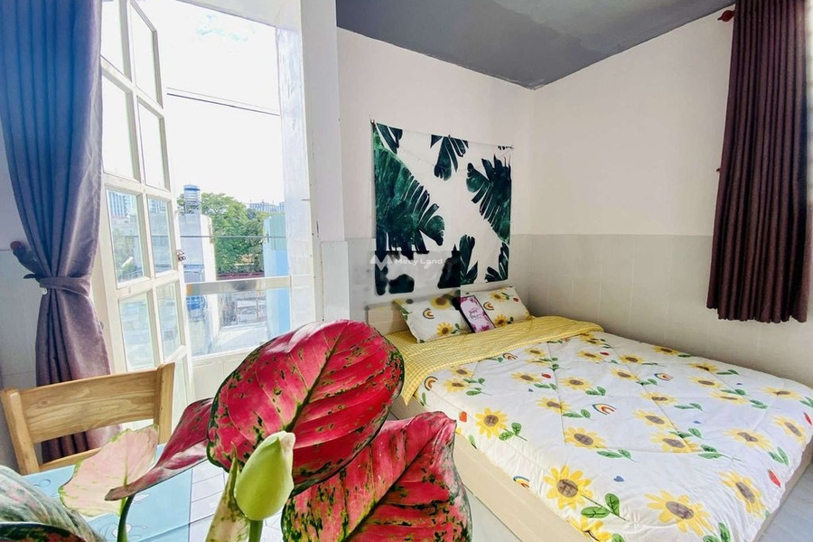 Cho thuê căn hộ, vị trí thuận lợi gần Nguyễn Trãi, Nguyễn Cư Trinh thuê ngay với giá tốt bất ngờ 5.6 triệu/tháng diện tích khoảng 25m2-01