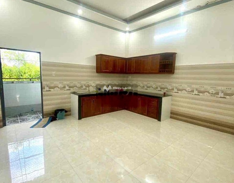 Diện tích chính là 100m2, cho thuê nhà ở tọa lạc ngay trên Đông Phú, Hậu Giang, nhà có tất cả 3 PN, 2 WC phong thủy tốt-01