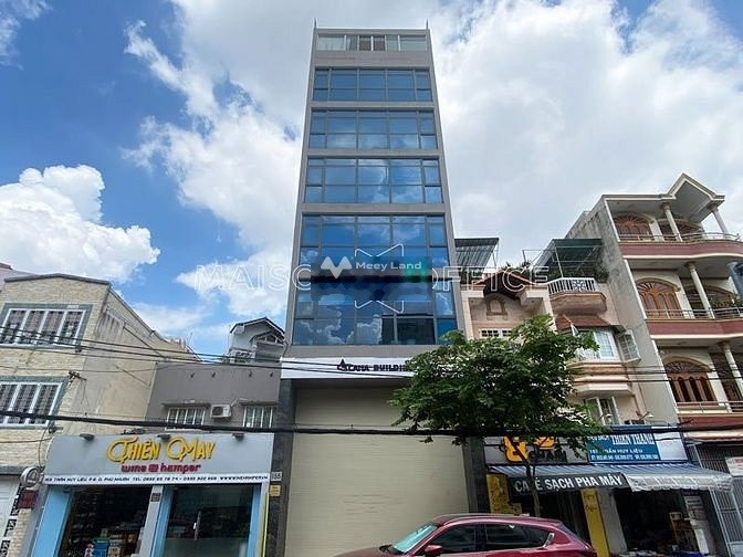 Cho thuê nhà vị trí ngay ở Trần Huy Liệu, Phường 8, giá thuê cực tốt 125 triệu/tháng tổng diện tích là 650m2, nhìn chung có 6 phòng ngủ-01