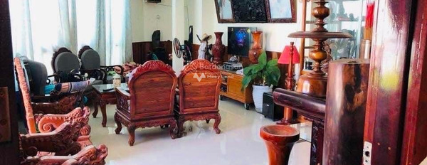 Tọa lạc trên Phước Hải, Khánh Hòa bán nhà bán ngay với giá cạnh tranh chỉ 6.7 tỷ trong nhà nhìn chung gồm có 3 phòng ngủ 4 WC-02