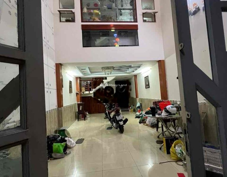 Diện tích thực là 72m2, cho thuê nhà ở vị trí mặt tiền ngay Gò Vấp, Hồ Chí Minh, nhìn chung gồm có 5 phòng ngủ, 6 WC thuận tiện di chuyển-01