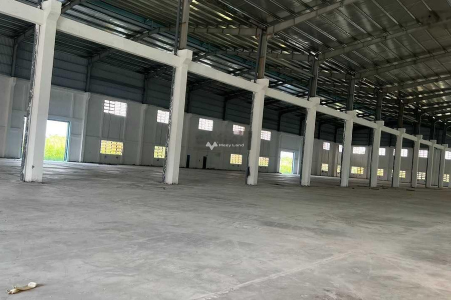 Vị trí thuận lợi tọa lạc tại Bến Lức, Long An cho thuê kho bãi 10500m2 giá thuê chốt nhanh chỉ 680.61 triệu/tháng phù hợp mở shop-01