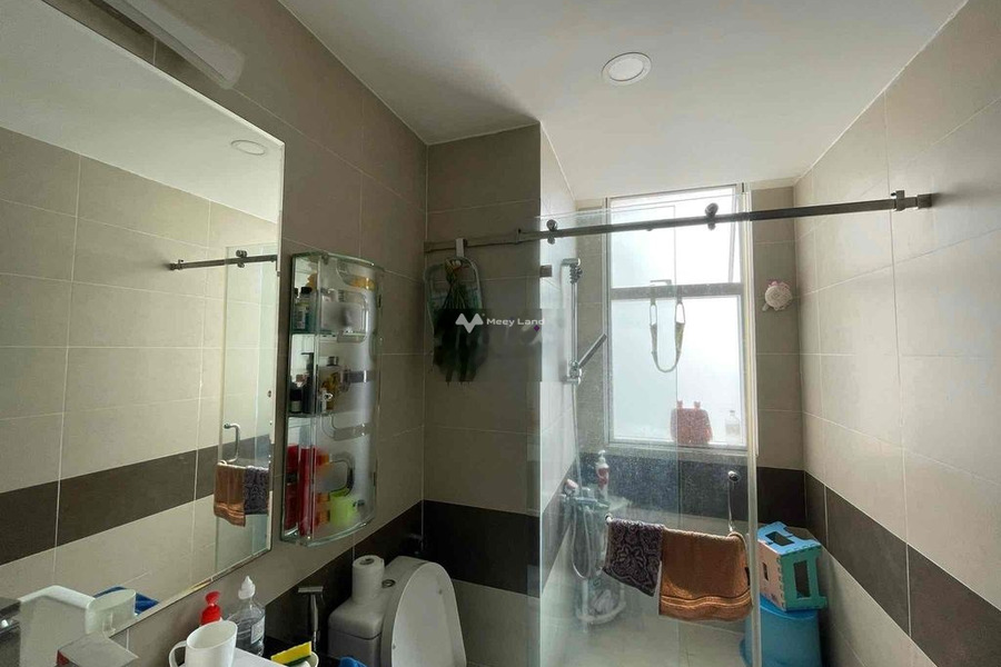 Trong căn hộ nhìn chung có 3 PN, cho thuê căn hộ mặt tiền tọa lạc tại Phổ Quang, Tân Bình, 2 WC chính chủ đăng tin-01