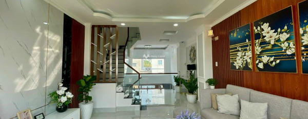 Vị trí đặt tọa lạc trên Đặng Văn Ngữ, Hồ Chí Minh bán nhà có diện tích chung 50m2 trong nhà bao gồm có 3 PN hãy nhấc máy gọi ngay-02