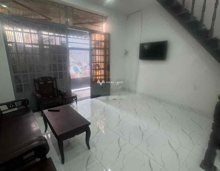 Nhà có 3 PN cho thuê nhà ở diện tích thực là 63m2 thuê ngay với giá đề cử từ 13.5 triệu/tháng vị trí thuận tiện ngay tại Lê Quang Định, Bình Thạnh-01