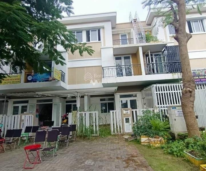 Vị trí đẹp ngay Bình Chánh, Hồ Chí Minh bán nhà giá bán cực rẻ 6.7 tỷ có diện tích 80m2 căn nhà gồm tổng cộng 4 PN tin chính chủ-01