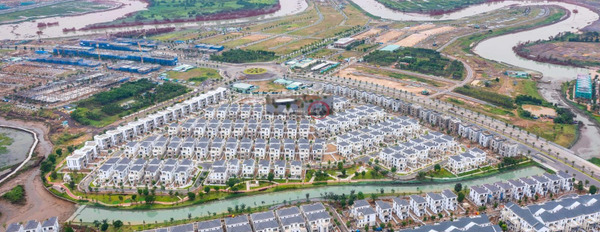 Nhà nhìn chung gồm có 4 phòng ngủ, bán biệt thự diện tích chung 300m2 bán ngay với giá hữu nghị chỉ 12.2 tỷ mặt tiền nằm ở Long Hưng, Biên Hòa-03