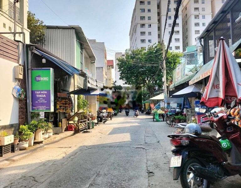 DT 95m2 bán nhà ở mặt tiền tọa lạc ngay ở Phan Văn Hớn, Hồ Chí Minh tổng quan nhà có tất cả 5 PN 6 WC còn chần chờ gì nữa. hãy nhấc máy gọi ngay-01