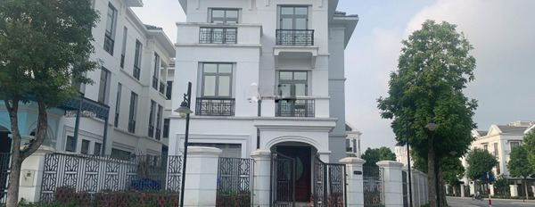 4 phòng ngủ, bán biệt thự, diện tích thực 320m2 vị trí tốt đặt nằm ngay Long Biên, Hà Nội-03