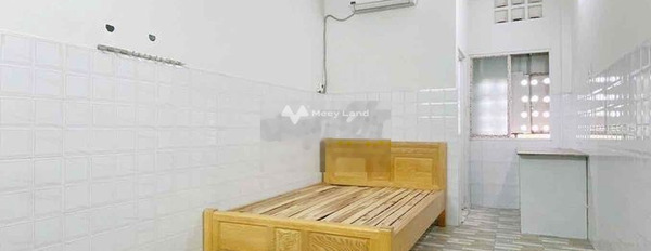 Nhà trống diện tích 18m2 cho thuê phòng trọ thuê ngay với giá siêu tốt chỉ 2.4 triệu/tháng-02