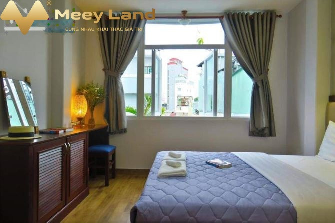 Nằm ở Quận 1, Hồ Chí Minh cho thuê Khách sạn với tổng dt 80 m2 nội thất hiện đại