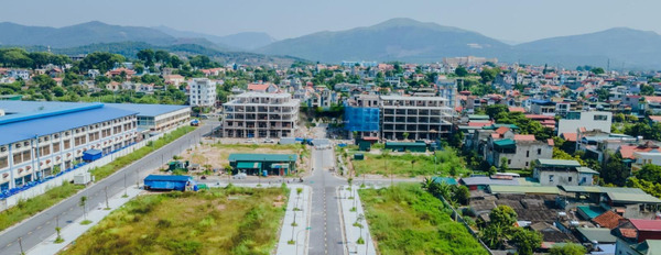 Mặt tiền tọa lạc gần Yên Thanh, Uông Bí bán đất giá khuyến mãi 1.8 tỷ có diện tích thực là 90m2-02